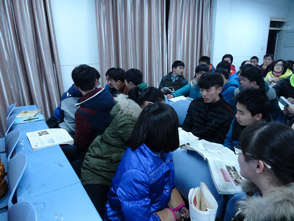 肥西中学开展小组合作学习教学展示研讨活动(图1)
