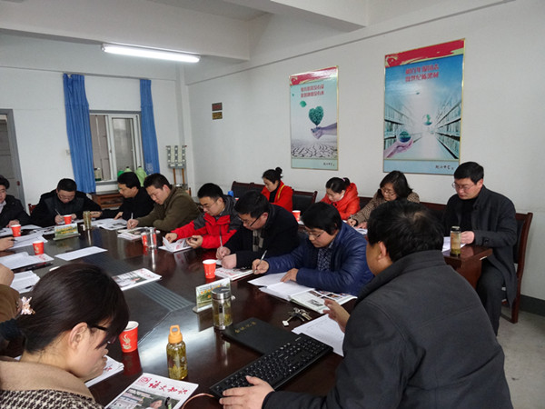 肥西高中语文名师工作室举行成果汇报和工作安排会(图2)