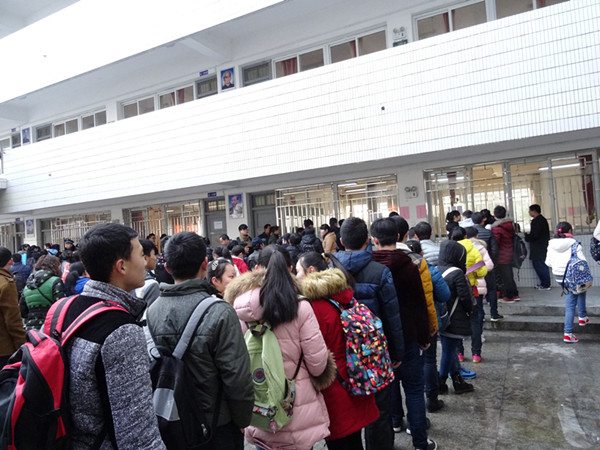 肥西中学新学期开学工作秩序井然(图3)