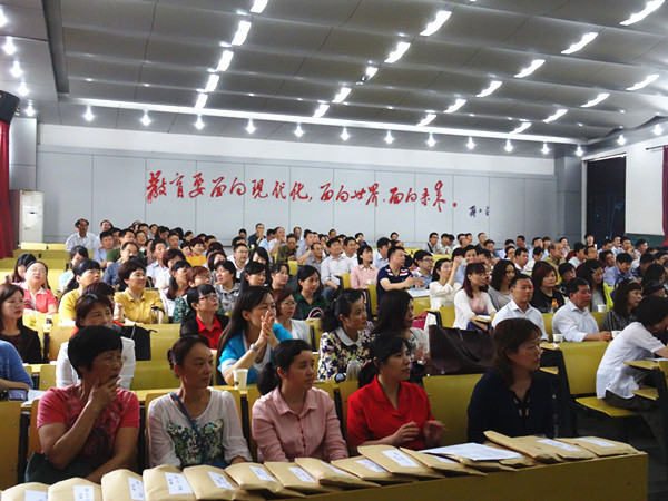 高考肥西中学考点系列报道（二）：考务培训(图2)