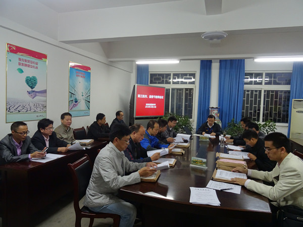 肥西中学召开第三批市县骨干教师会议(图1)