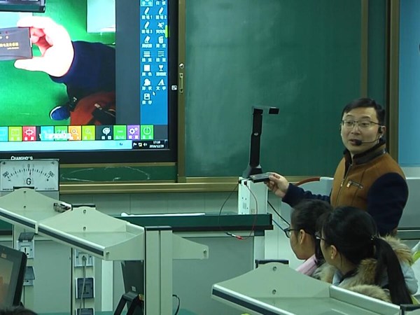 肥西中学6位老师在2017年全国新媒体课例中获奖(图1)