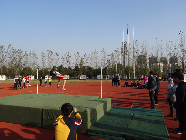 肥西中学荣获县第八届运动会团体总分第一名(图2)