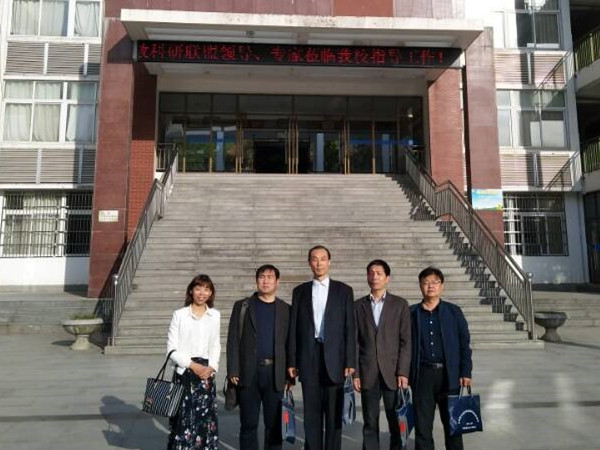 肥西中学赴金寨参加省高中教科研联盟同课异构(图1)