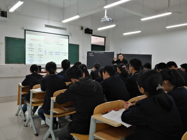 肥西中学赴北城中学参加同课异构活动(图2)