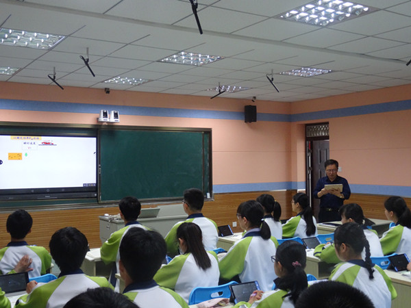 肥西中学智慧课堂：小平板玩转大课堂(图4)