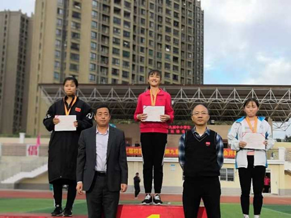 肥西中学蝉联县运动会团体总分第一名(图2)
