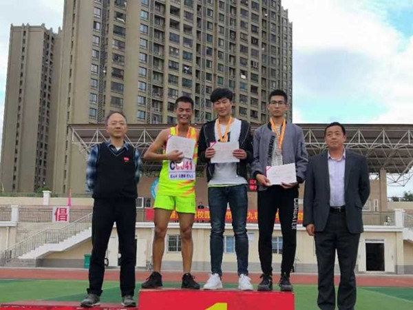 肥西中学蝉联县运动会团体总分第一名(图3)