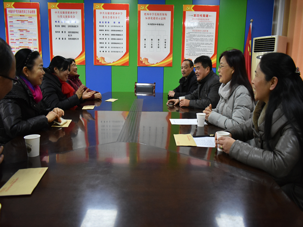 真情慰问暖人心——肥西中学党委、工会开展春节前走访慰问活动(图3)