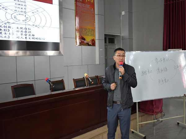 理清复习思路 明确前进方向——合肥市2019届高三语文复习课教学观摩研讨活动在肥西中学举行(图3)