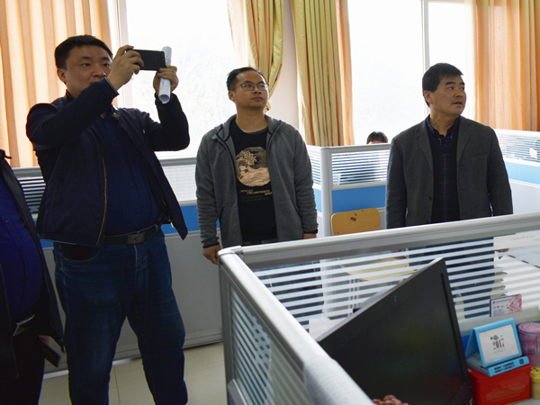 肥西中学接受合肥市文明校园测评(图4)