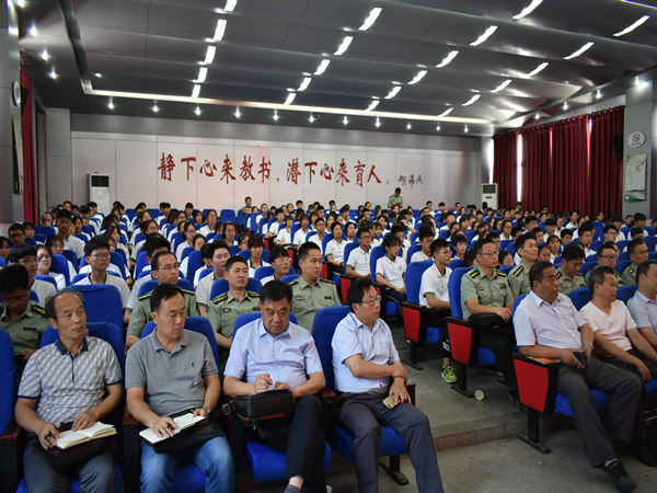 肥西县高中阶段学校兵役工作站开设暨揭牌授牌仪式在肥西中学举行(图2)