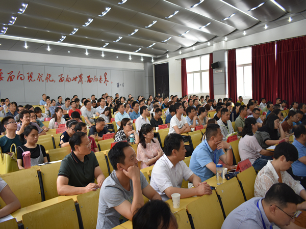 2019年中考肥西中学考点召开考务培训会(图2)