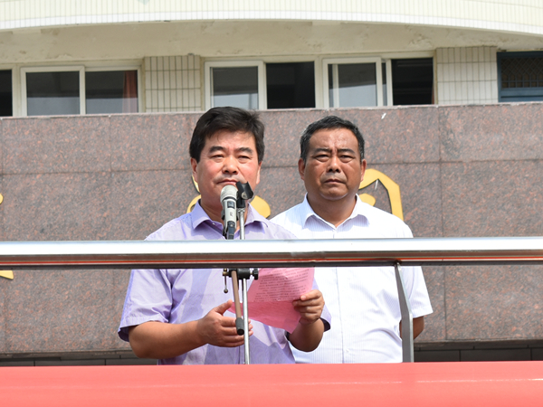 热血铸军魂，雄鹰欲高飞——肥西中学高一军训结营(图4)