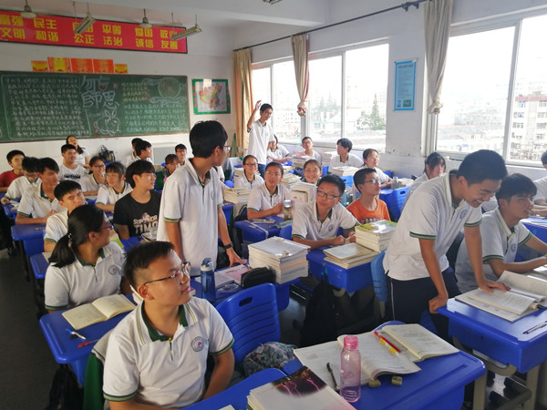 情满中秋——肥西中学高二（2）班主题班会(图3)