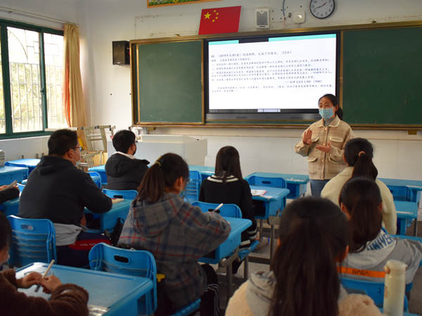 校园春光美 喜迎学子归——肥西中学高三年级复课(图5)