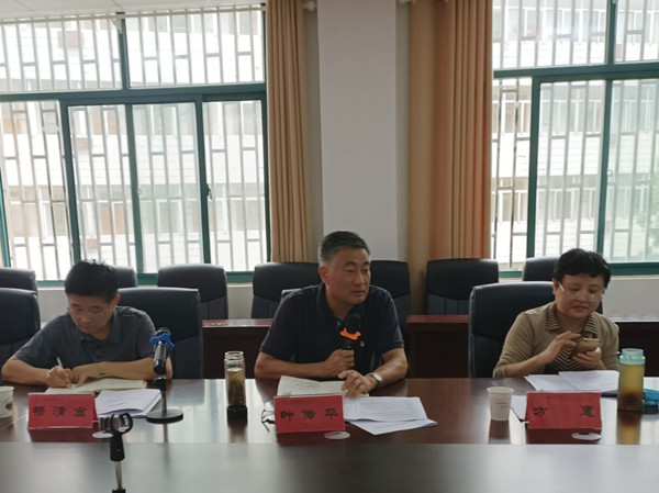 好鸟相鸣 嘤嘤成韵——中国教育学会教育科研课题开题论证会在肥西中学举行(图8)