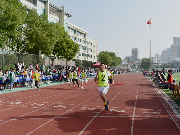 展示美丽，飞扬青春——肥西中学第63届运动会开幕(图10)