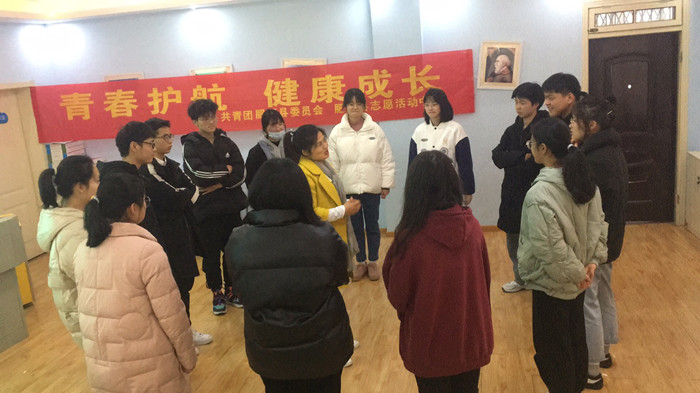 肥西团县委邀请专家为肥西中学高三学生进行心理健康辅导(图3)