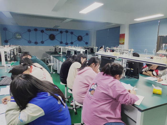社团活动｜土豆和双氧水的相遇(图1)