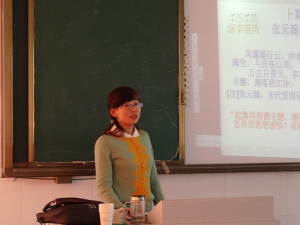 肥西高中语文名师工作室精心组织磨课活动(图2)