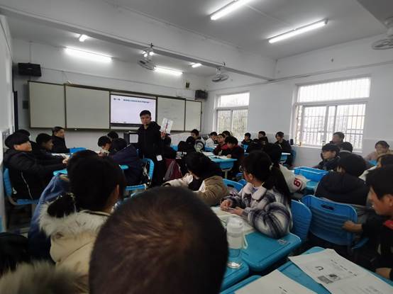 【品质教研】“同课”教研谋新意  “异构”互学促成长(图1)