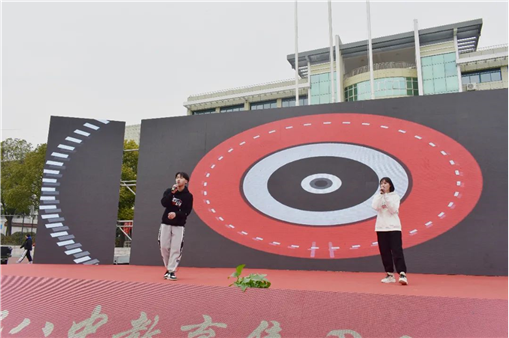 (图14)