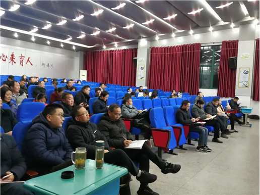 【主题班会】珍惜如梭光阴(图1)