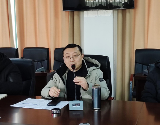 齐心协力抓质量  精细管理谋发展——新学期教学教研管理专题会议(图2)