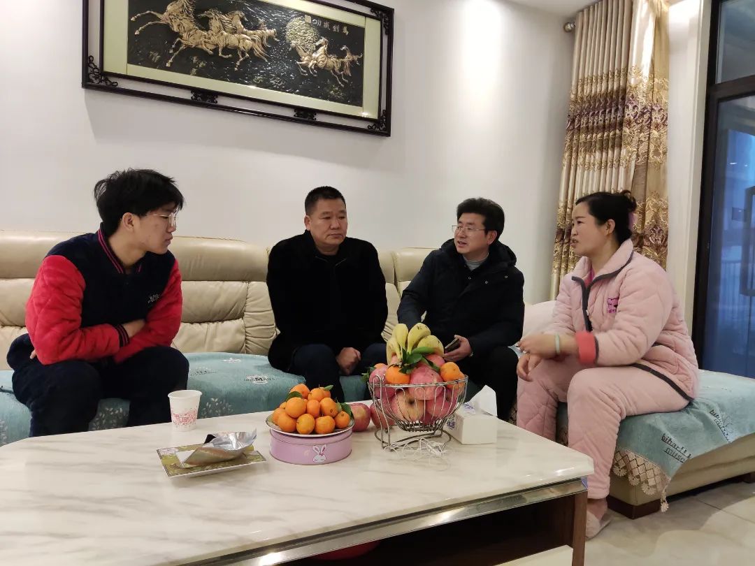 (图2)